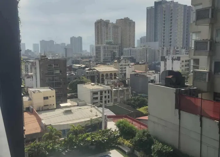 Apartment Red Residences Modern With View In Makati Manila