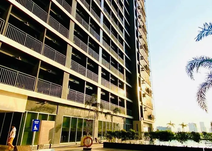 Red Residences Modern With View In Makati Apartment Manila